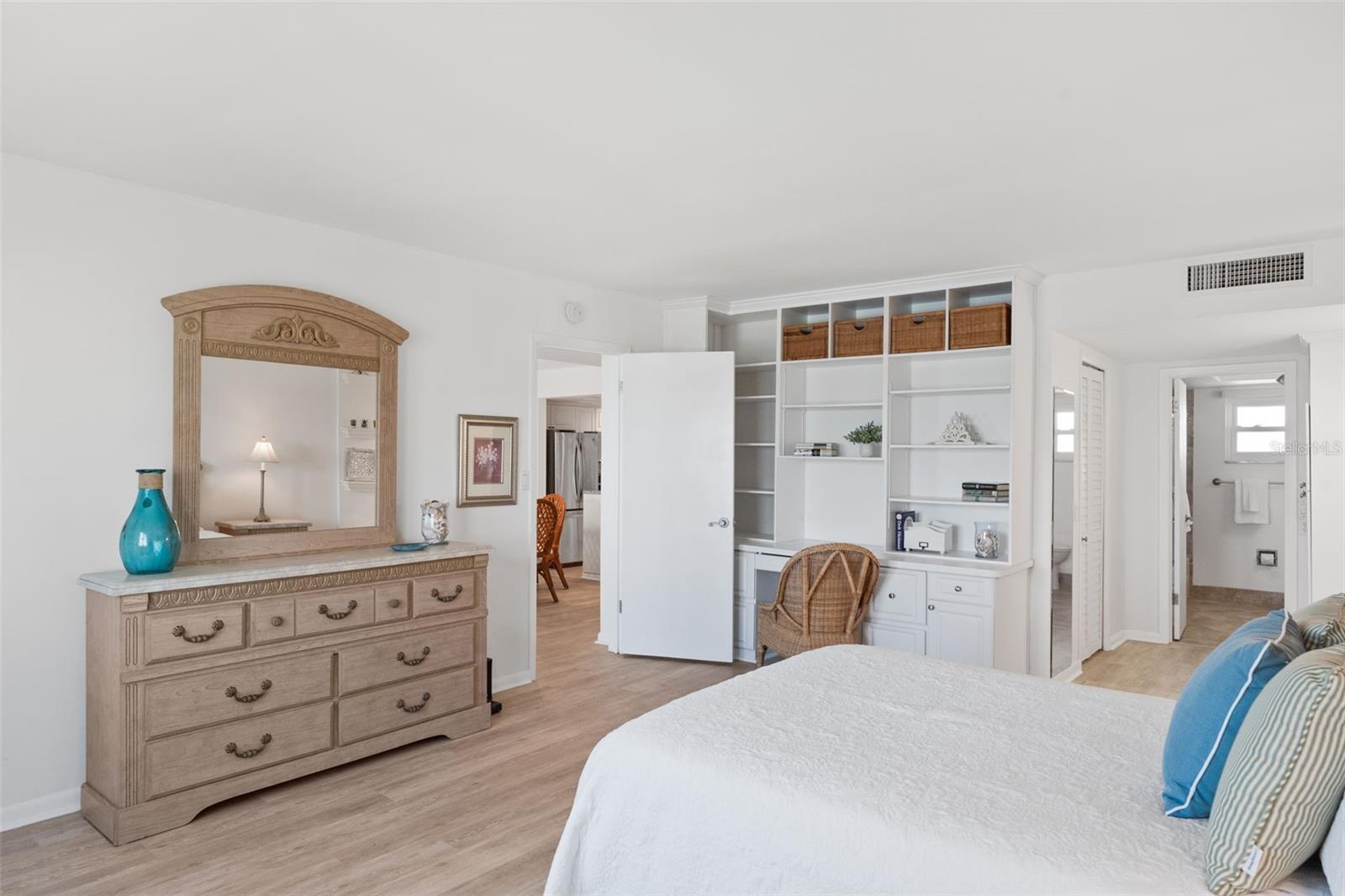 BAYWAY ISLES POINT BRITTANY THREE - Residential