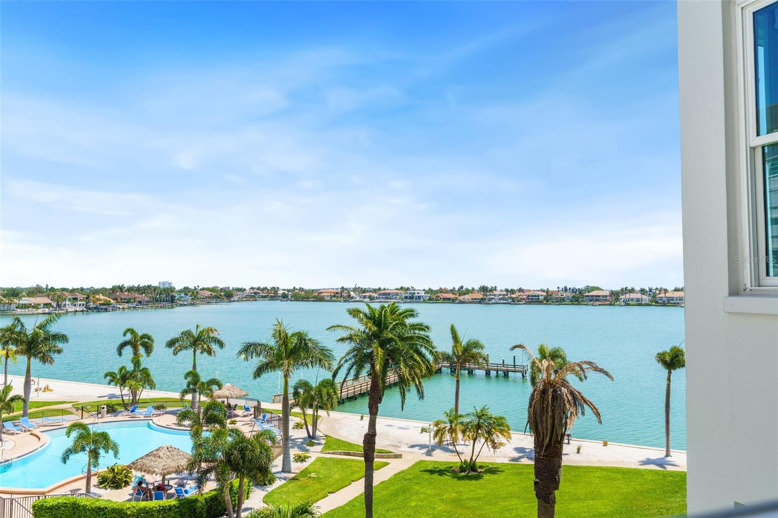 BAYWAY ISLES POINT BRITTANY THREE - Residential