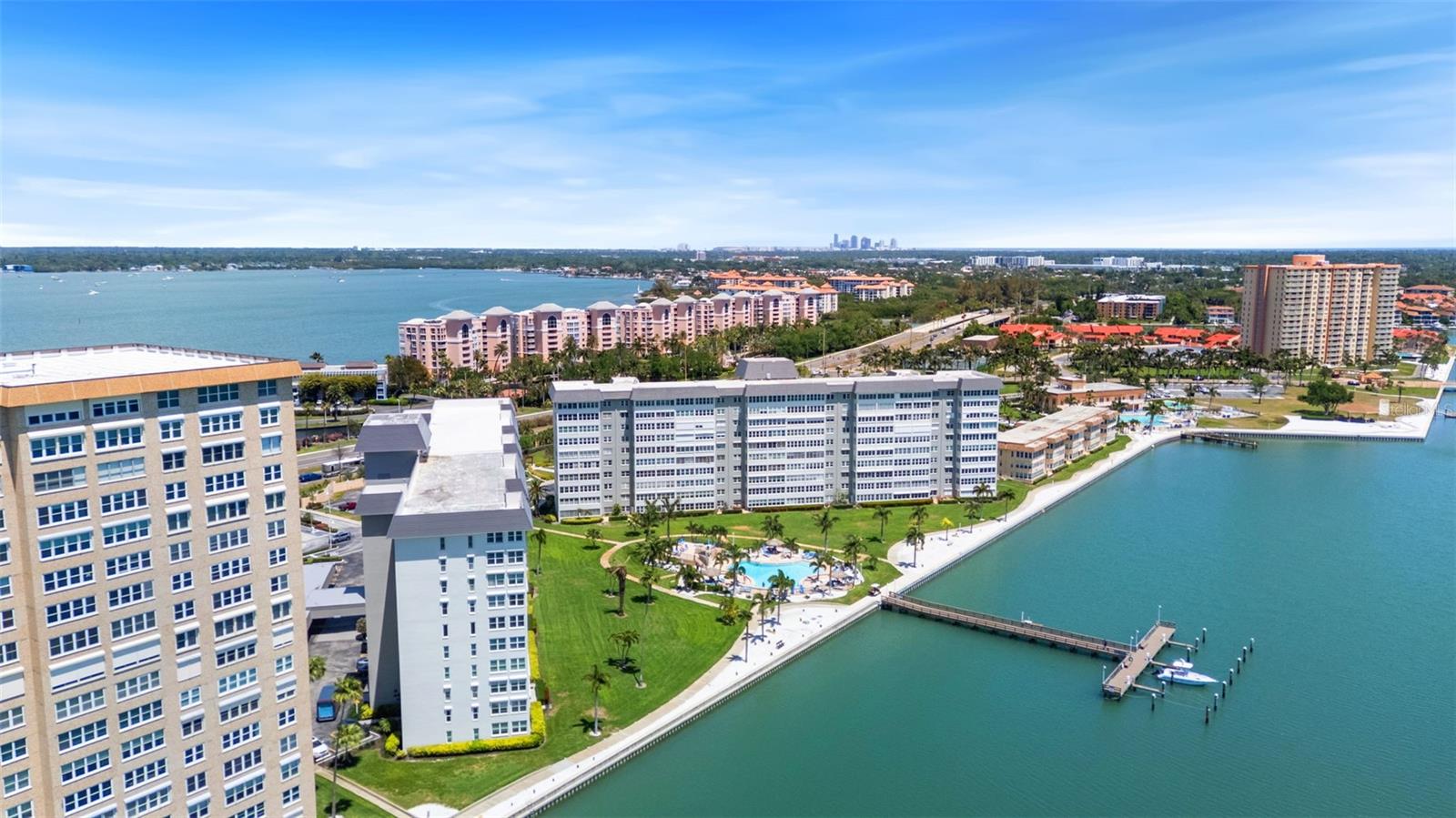 BAYWAY ISLES POINT BRITTANY THREE - Residential