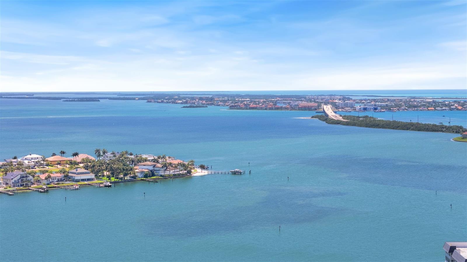 BAYWAY ISLES POINT BRITTANY THREE - Residential