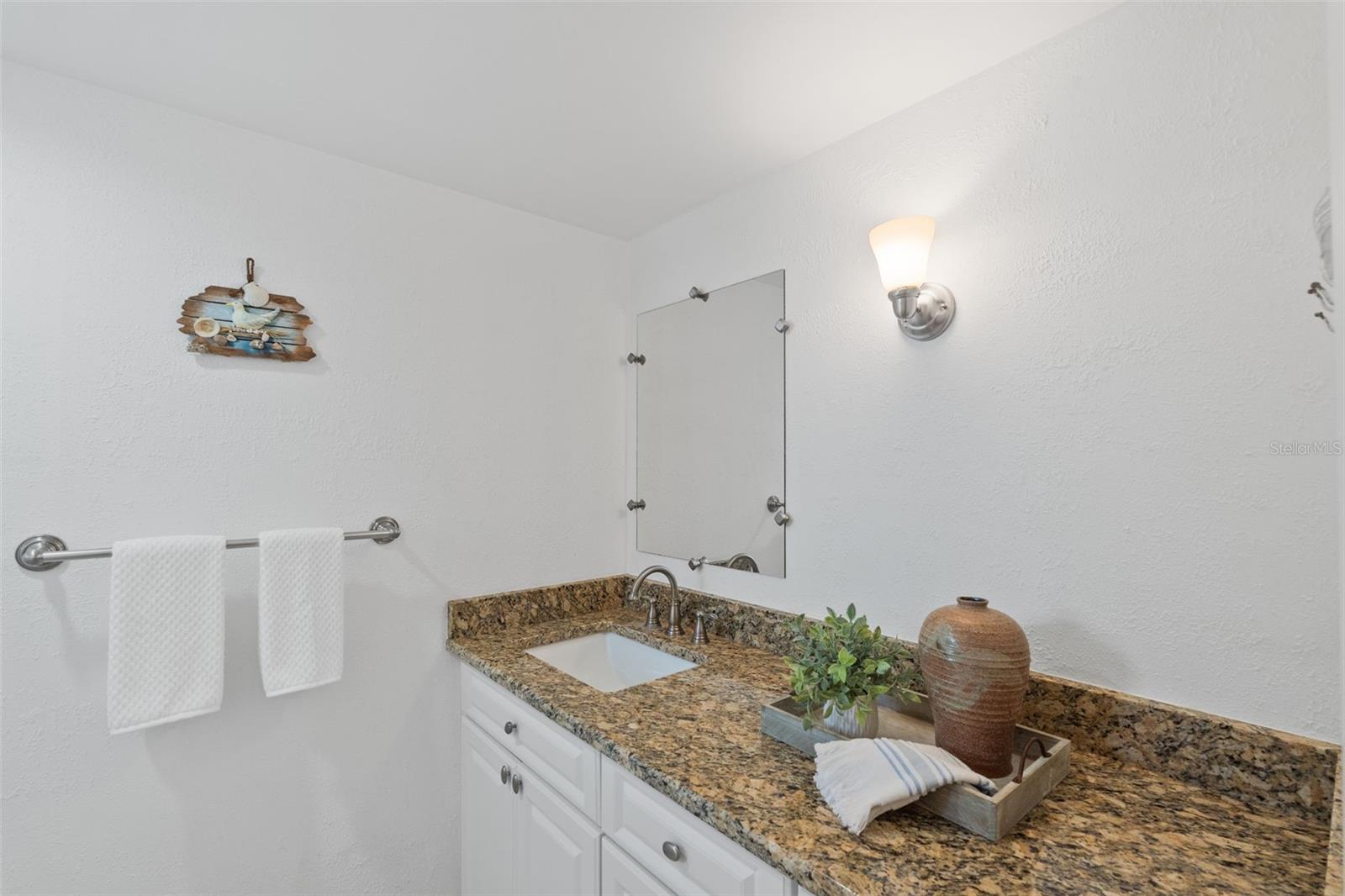 BAYWAY ISLES POINT BRITTANY THREE - Residential