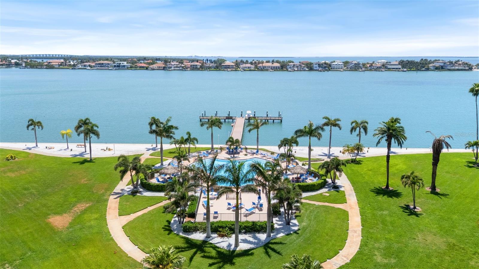 BAYWAY ISLES POINT BRITTANY THREE - Residential