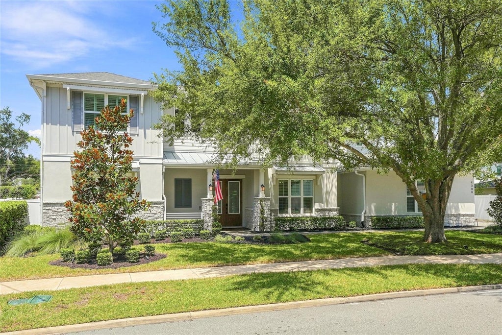 Photo of 4309 W Barcelona Street, Tampa, FL 33629 (MLS # R4911920)