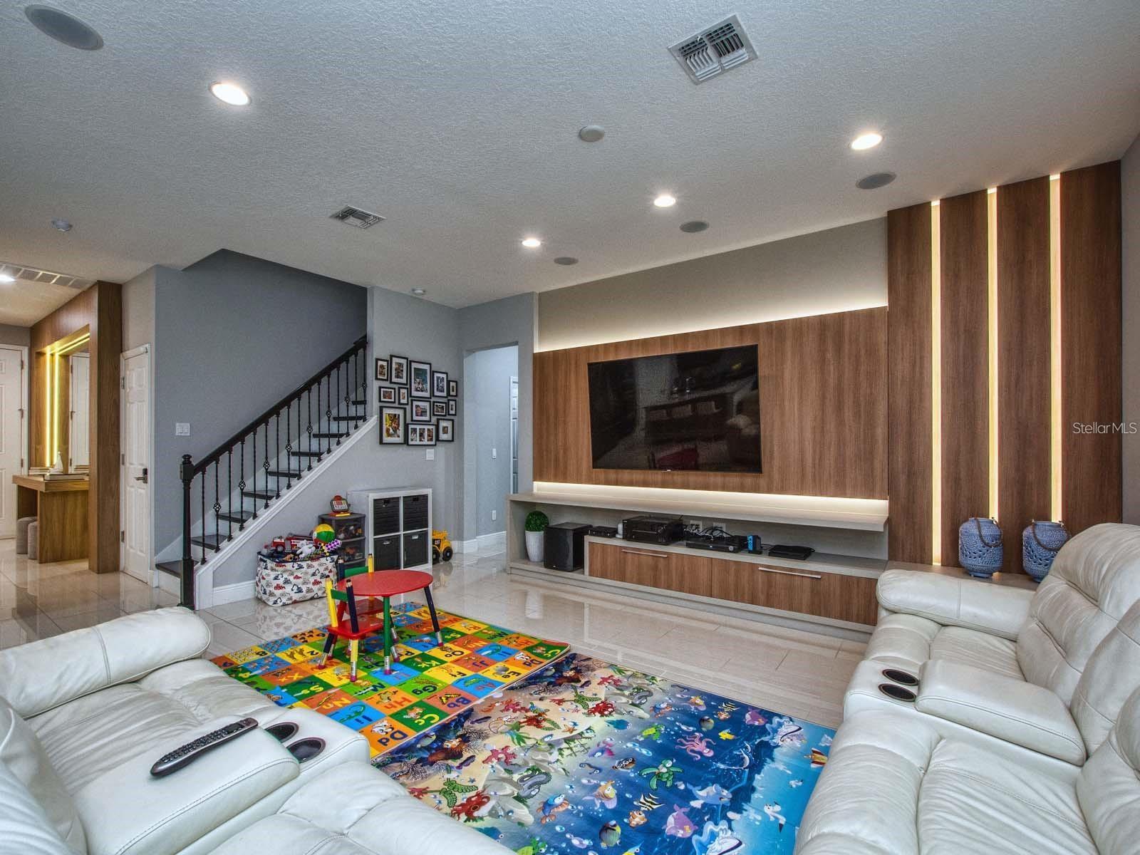 LAKE PRESERVE PH 1 - Residential