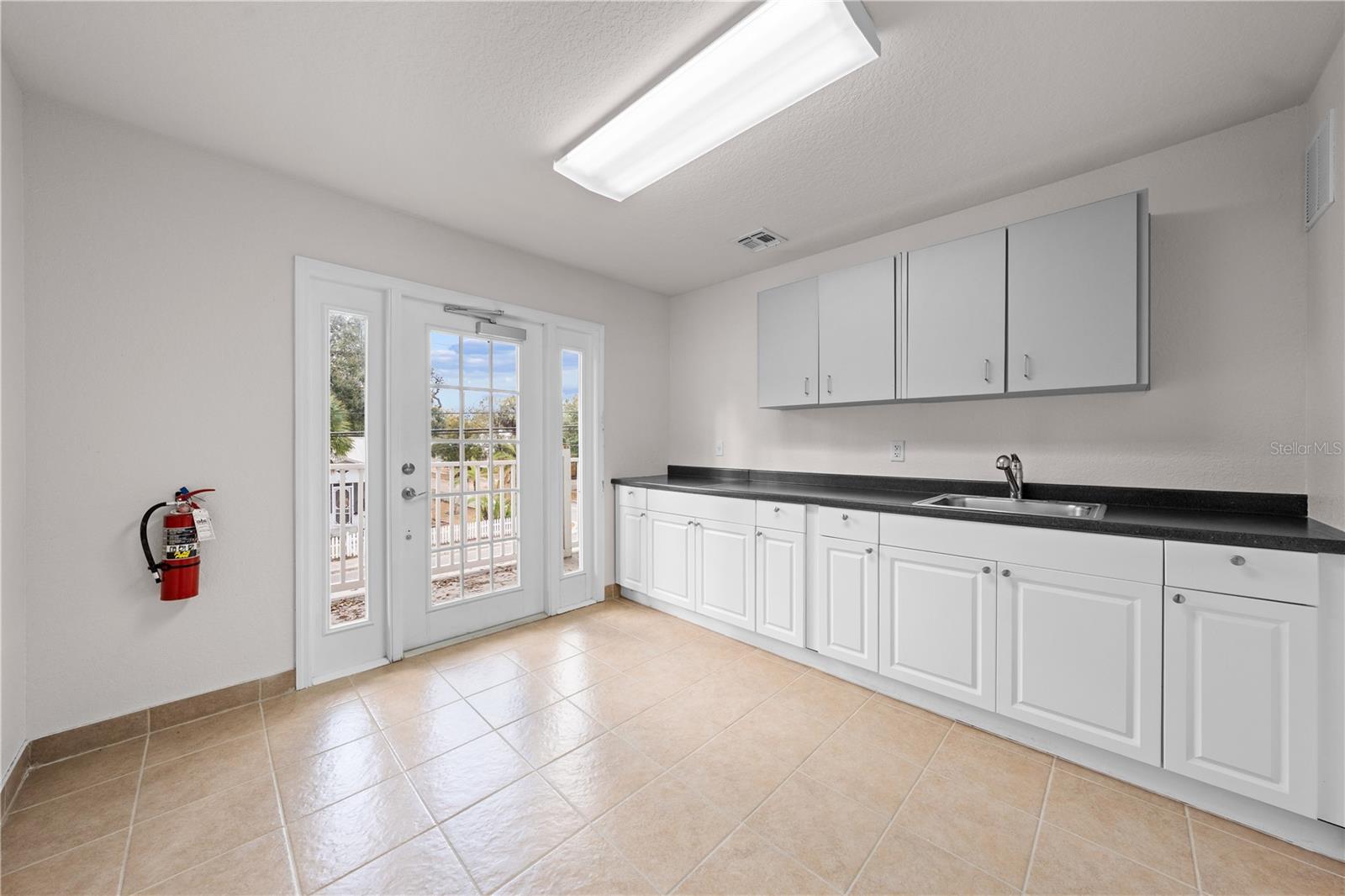 815 MABBETTE LLC - Commercial Sale