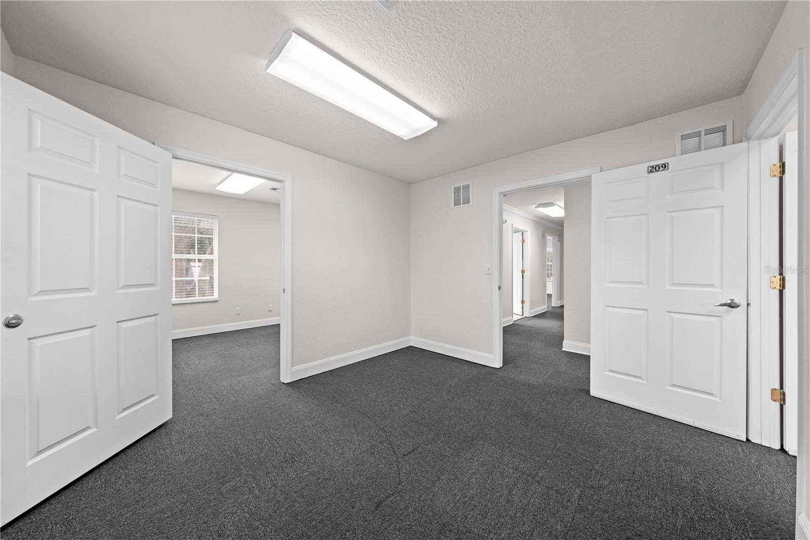 815 MABBETTE LLC - Commercial Sale