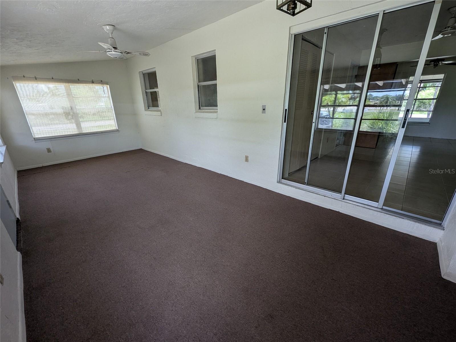 LAKE SIDE ESTATES - Residential