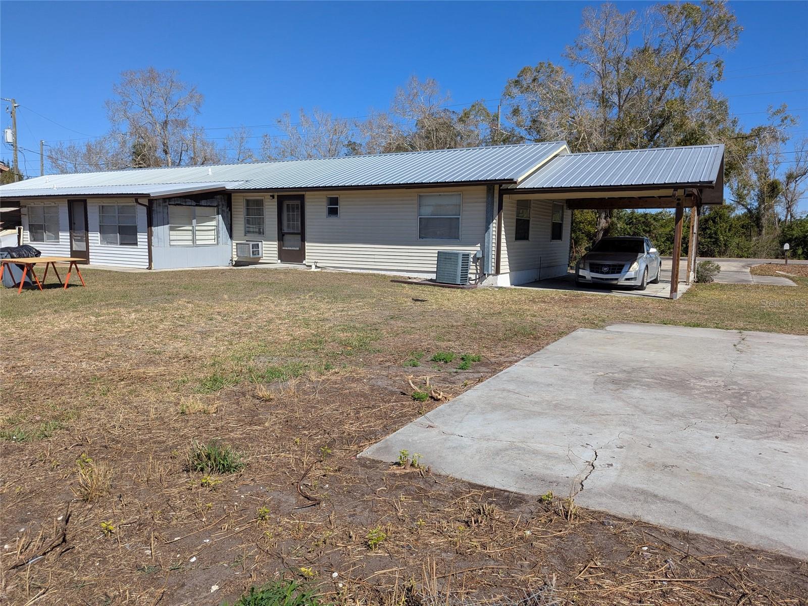 2279 SE CARLSTROM FIELD ROAD