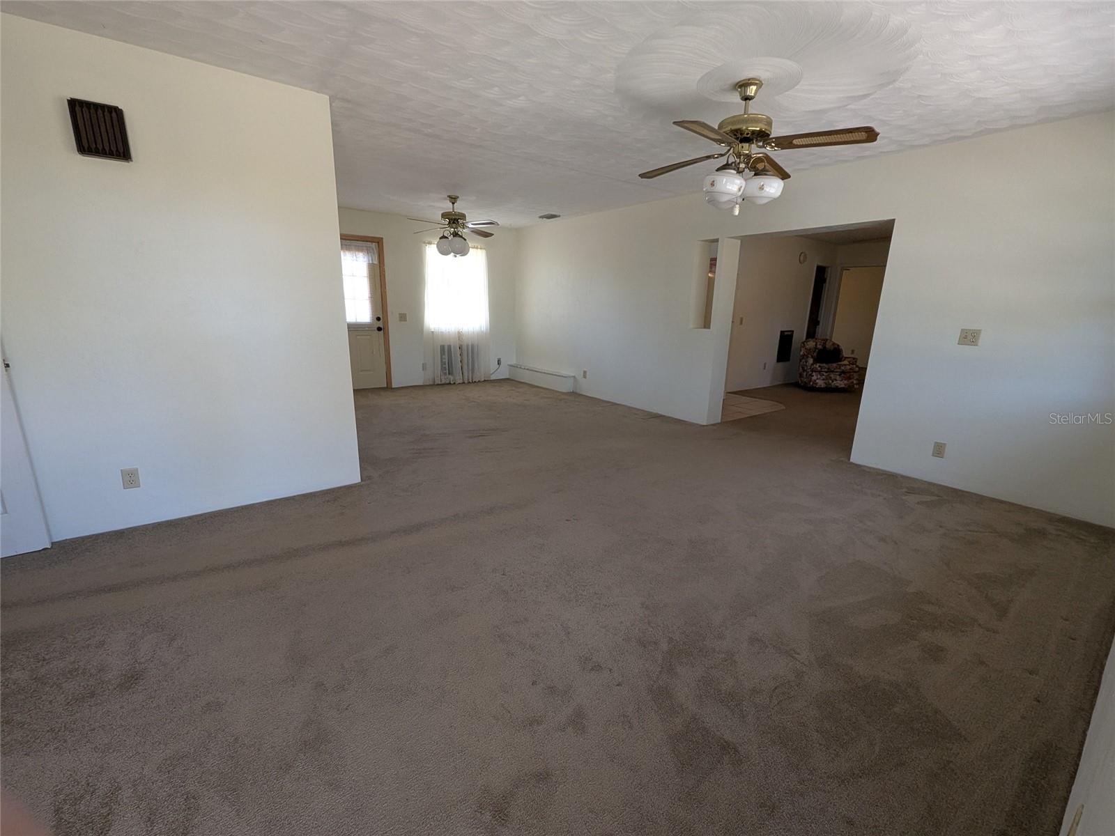 LAKE SIDE ESTATES - Residential