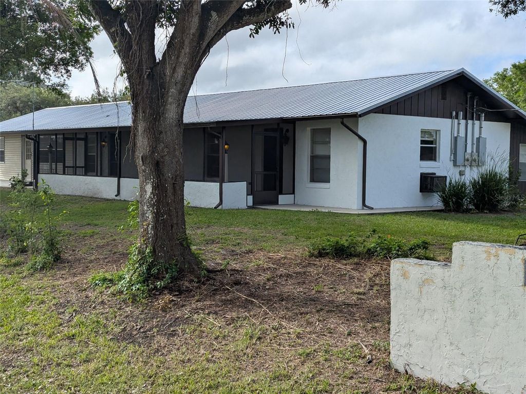 Photo of 2279 SE Carlstrom Field Road, Arcadia, FL 34266 (MLS # C7524590)