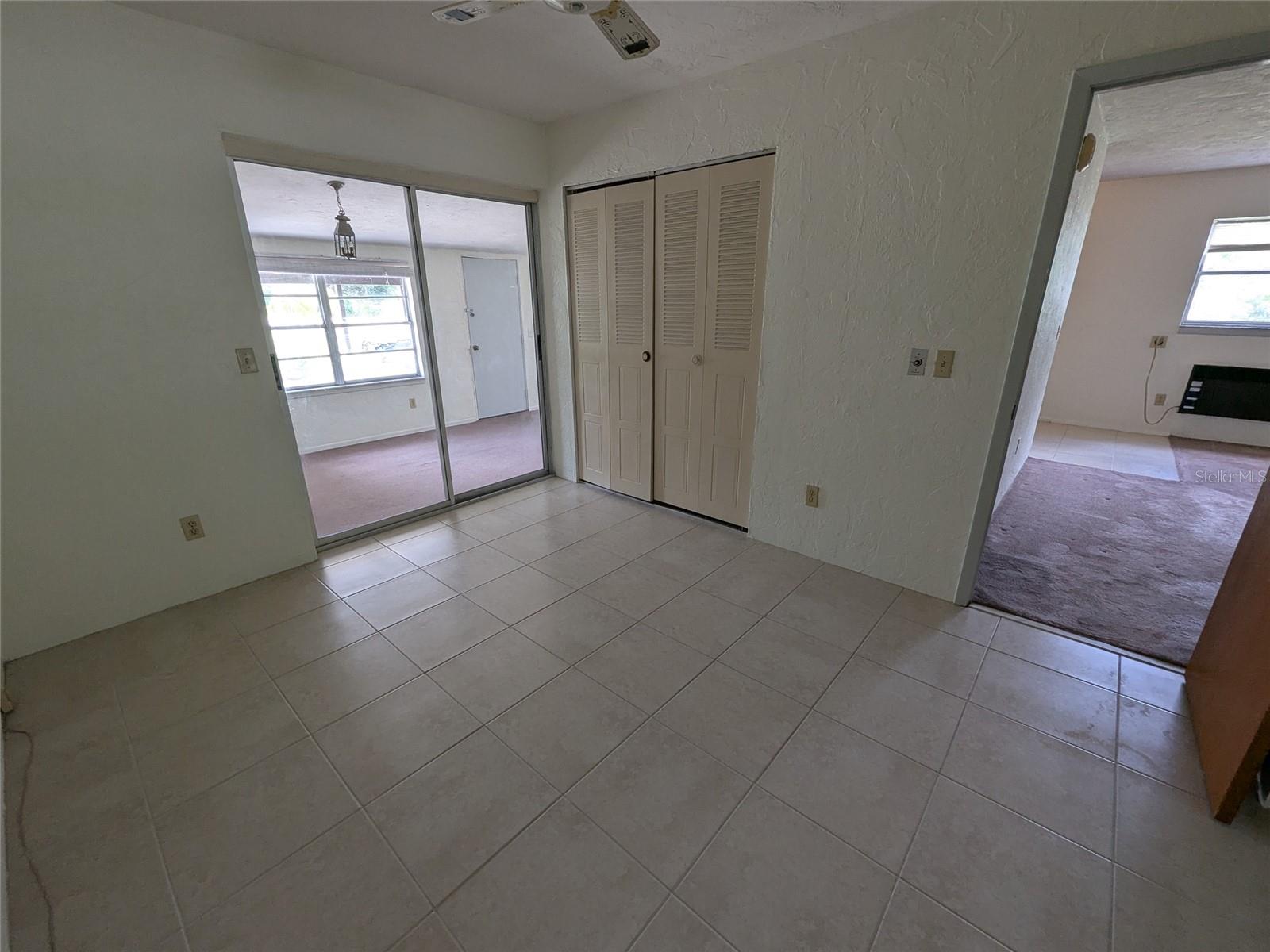 LAKE SIDE ESTATES - Residential