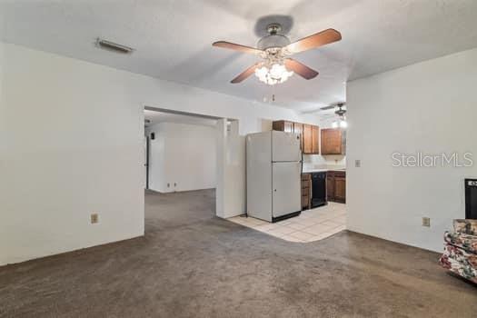 LAKE SIDE ESTATES - Residential