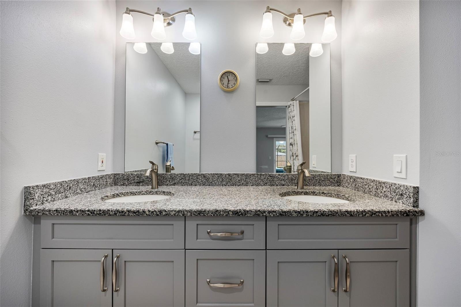 WHITFIELD GARDENS - Residential