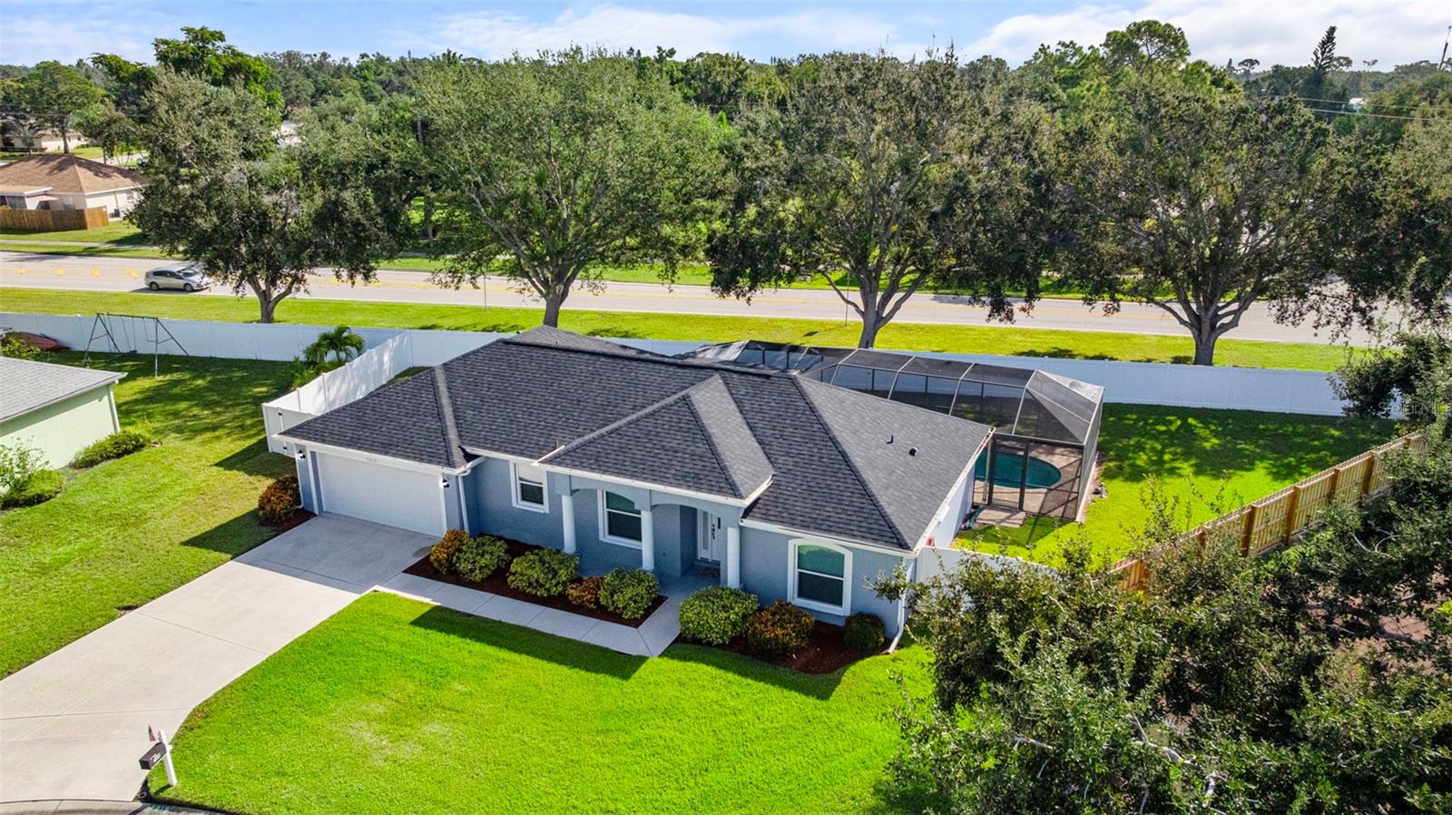WHITFIELD GARDENS - Residential