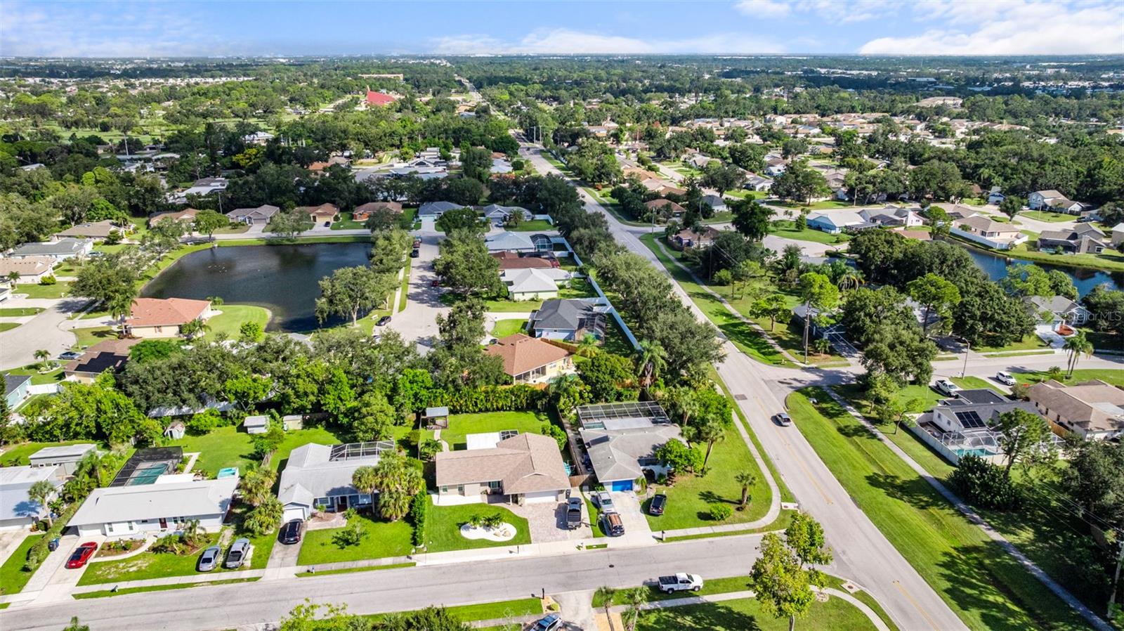 WHITFIELD GARDENS - Residential