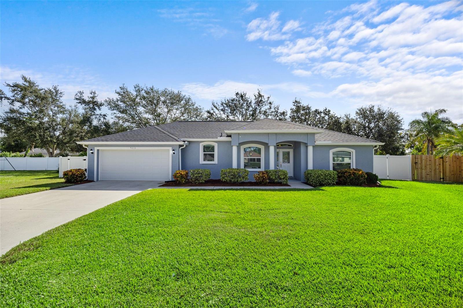 WHITFIELD GARDENS - Residential