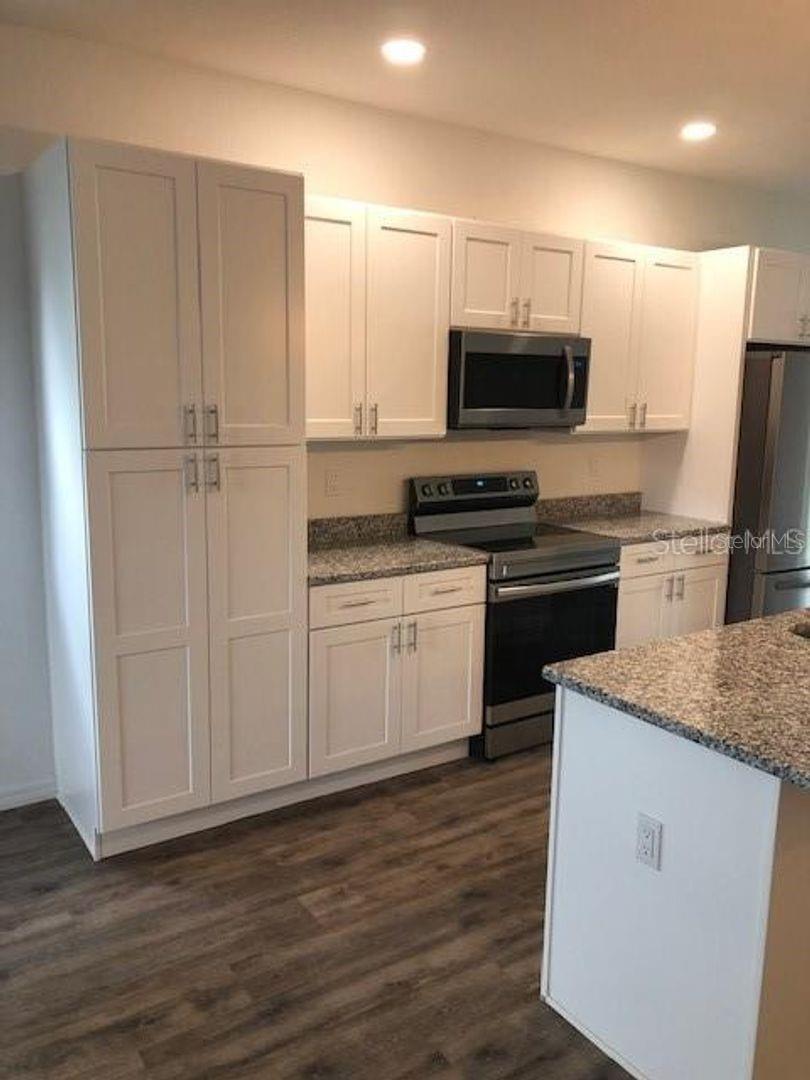 HIBISCUS GARDENS - Residential Lease