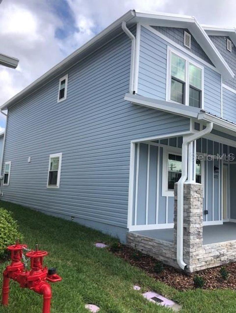 HIBISCUS GARDENS - Residential Lease