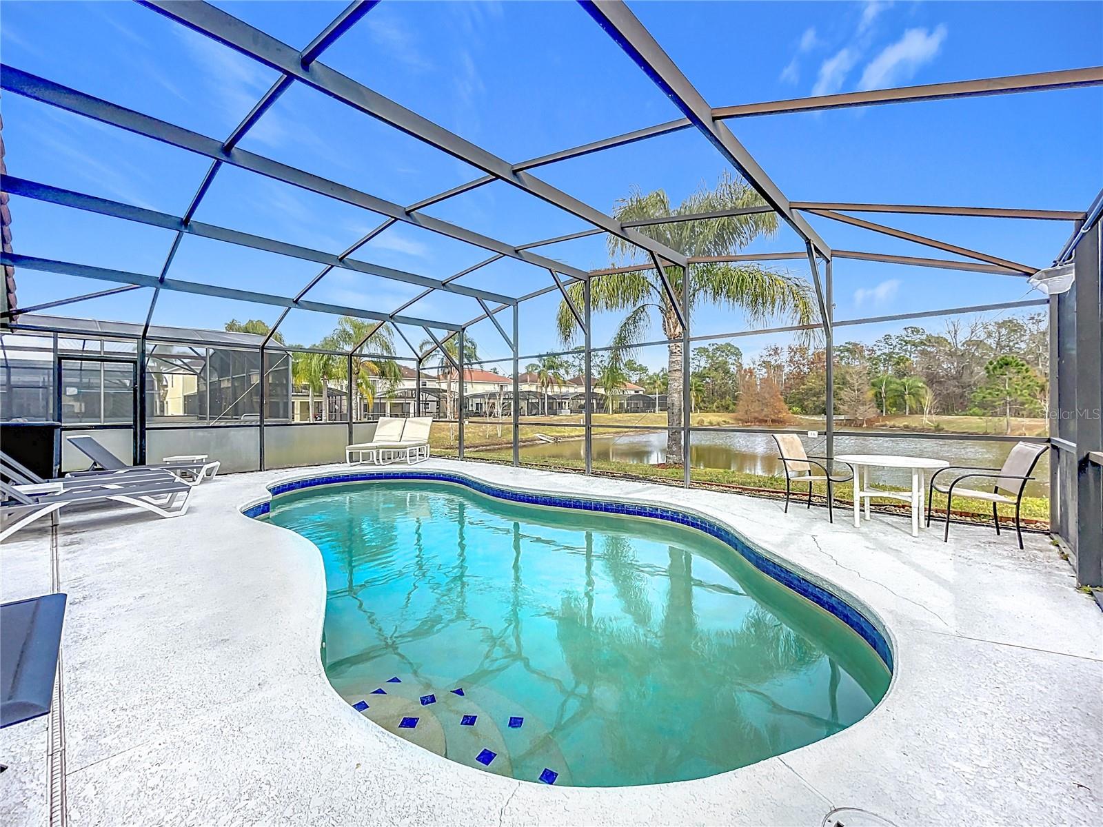 154 ROBIN ROAD
