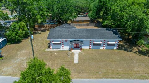 Photo of 6221 SE 113th Street, Belleview, FL 34420 (MLS # OM700332)