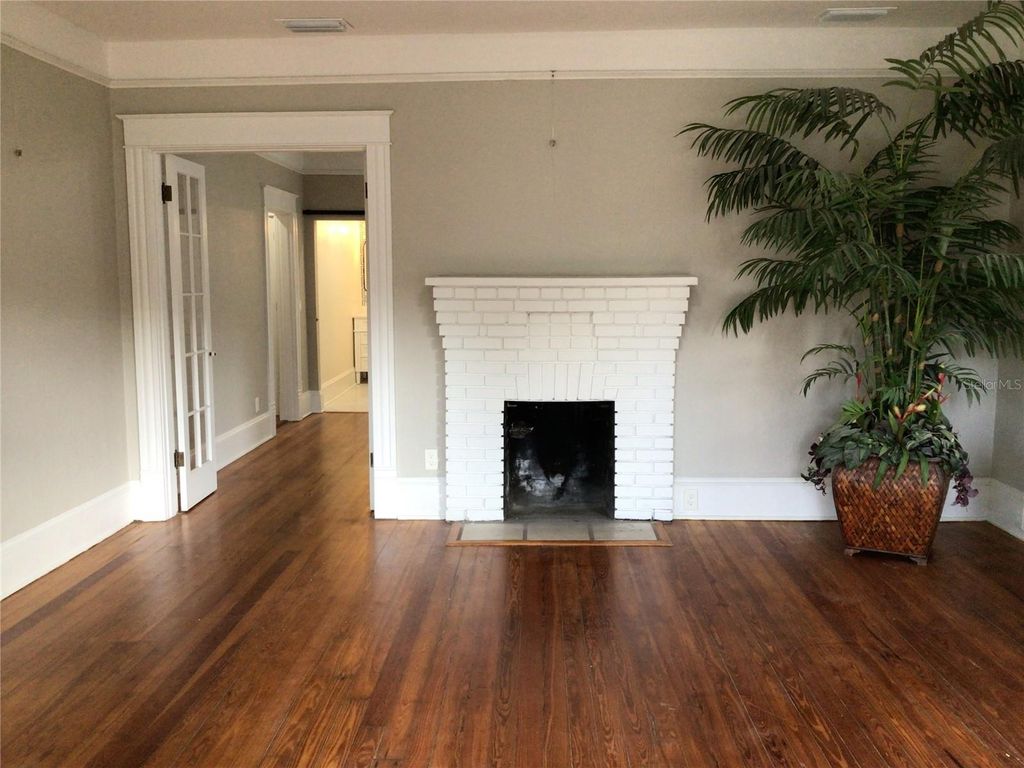 Photo of 203 S Main Street, Winter Garden, FL 34787 (MLS # O6406066)
