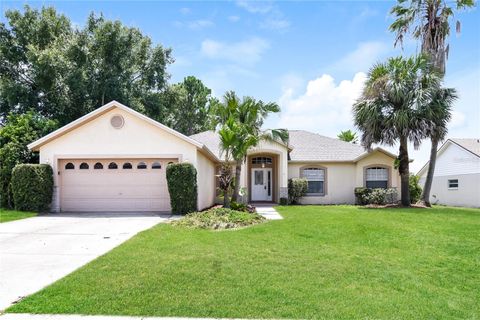 Photo of 15524 Crystal Creek Court, Clermont, FL 34711 (MLS # C7517862)