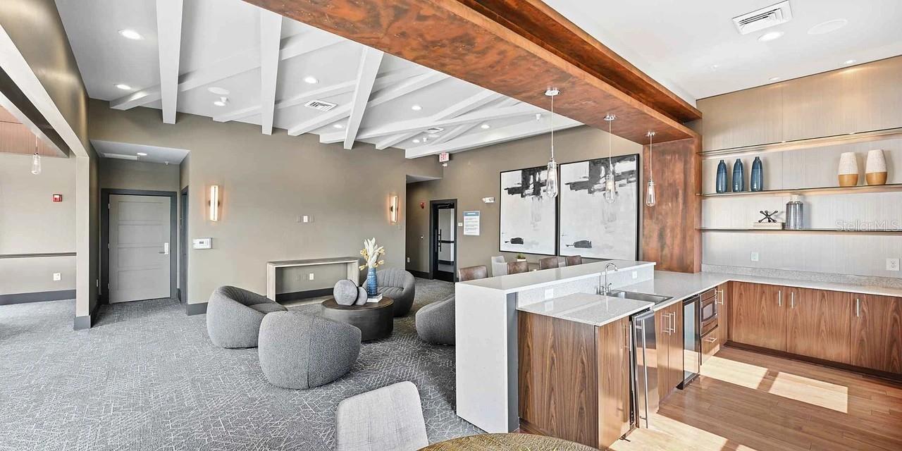 STEELHOUSE - Residential Lease