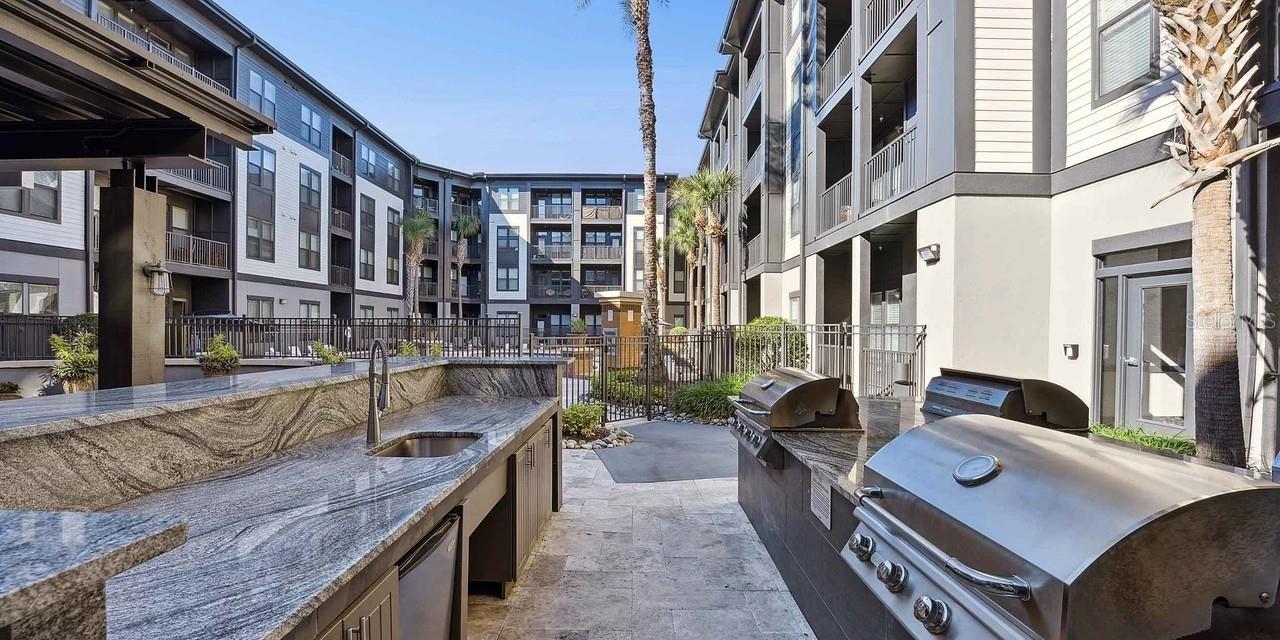 STEELHOUSE - Residential Lease