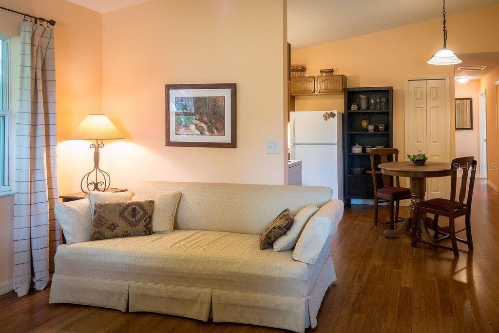 2672 WINCHESTER CIRCLE