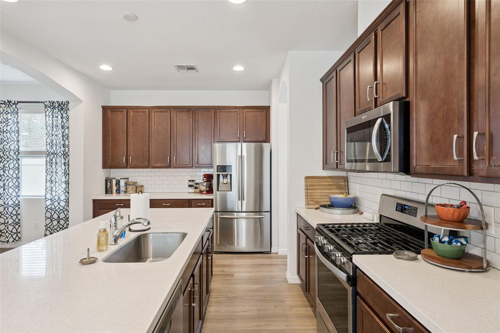 LATHAM PARK NORTH - Residential