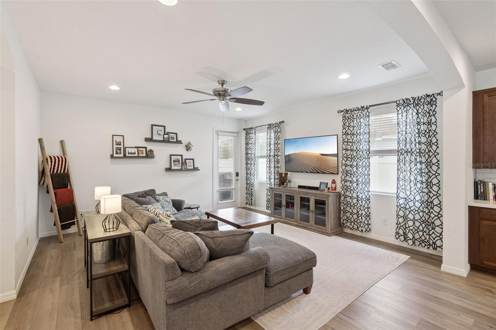 LATHAM PARK NORTH - Residential