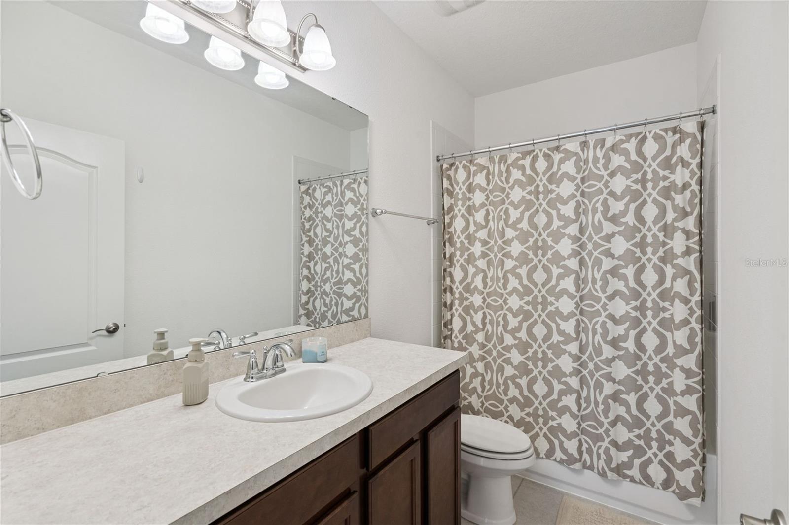 LATHAM PARK NORTH - Residential