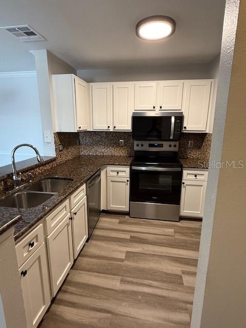 VILLAS AT LAKESIDE A CONDO - Residential Lease