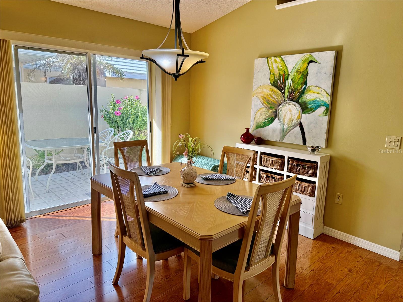 HARRINGTON LAKE - Residential