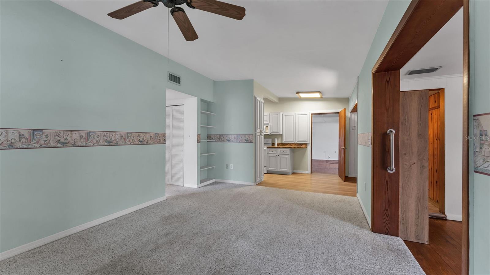 BELLAIRE PARK - Residential