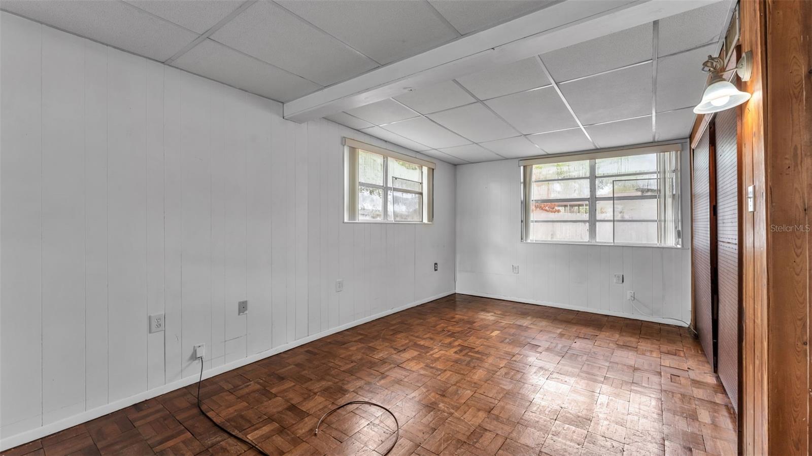 BELLAIRE PARK - Residential