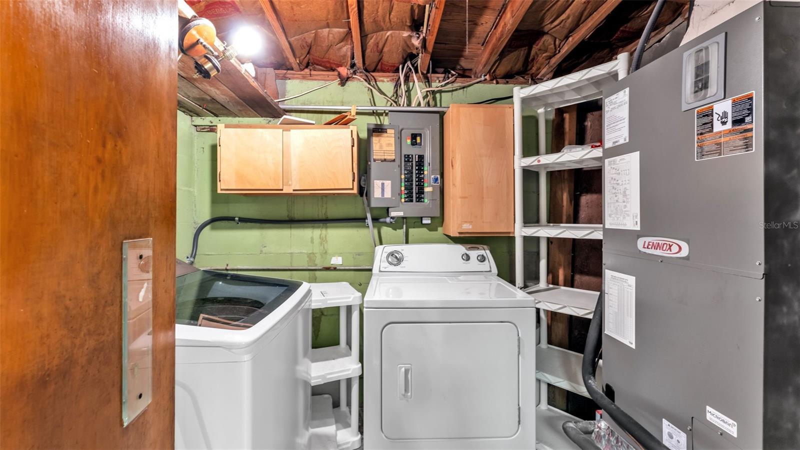 BELLAIRE PARK - Residential