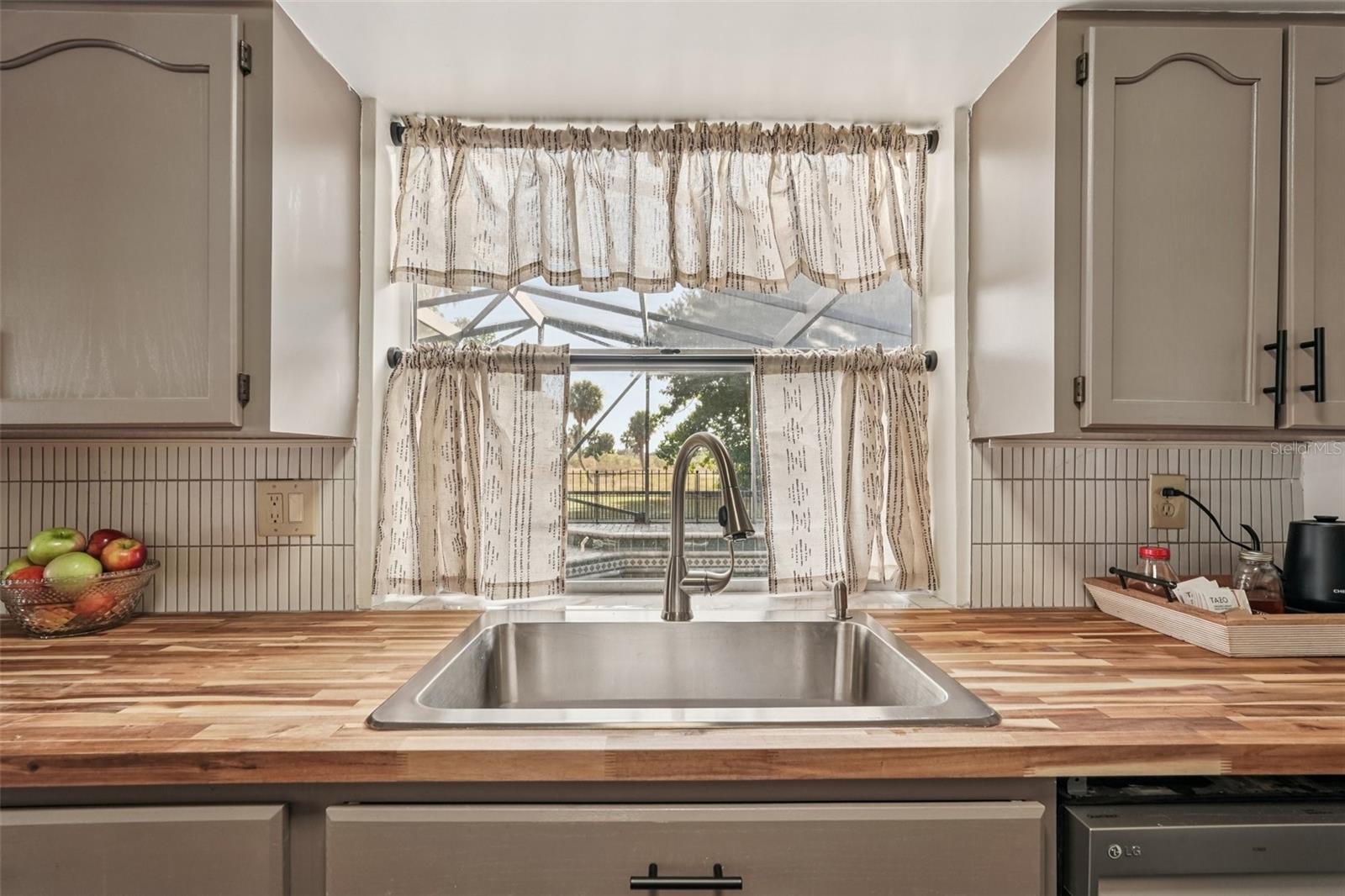 PORT CHARLOTTE GOLF CRSE SEC - Residential