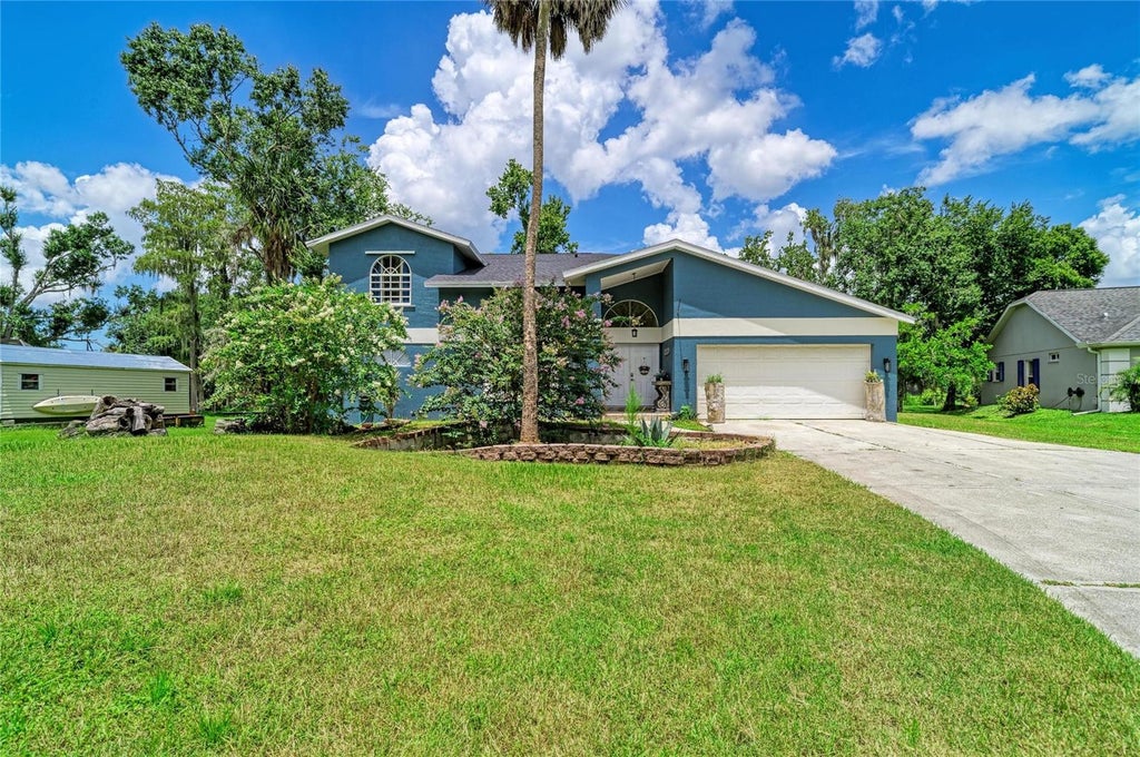Photo of 6519 28th Avenue E, Bradenton, FL 34208 (MLS # A4701207)