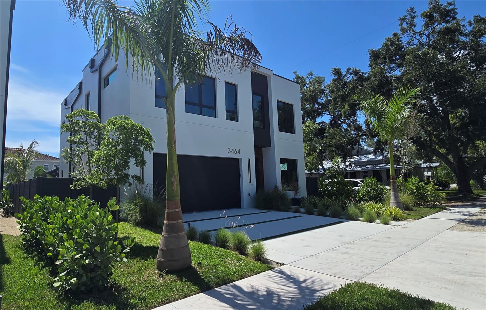 3464 CAMINO REAL