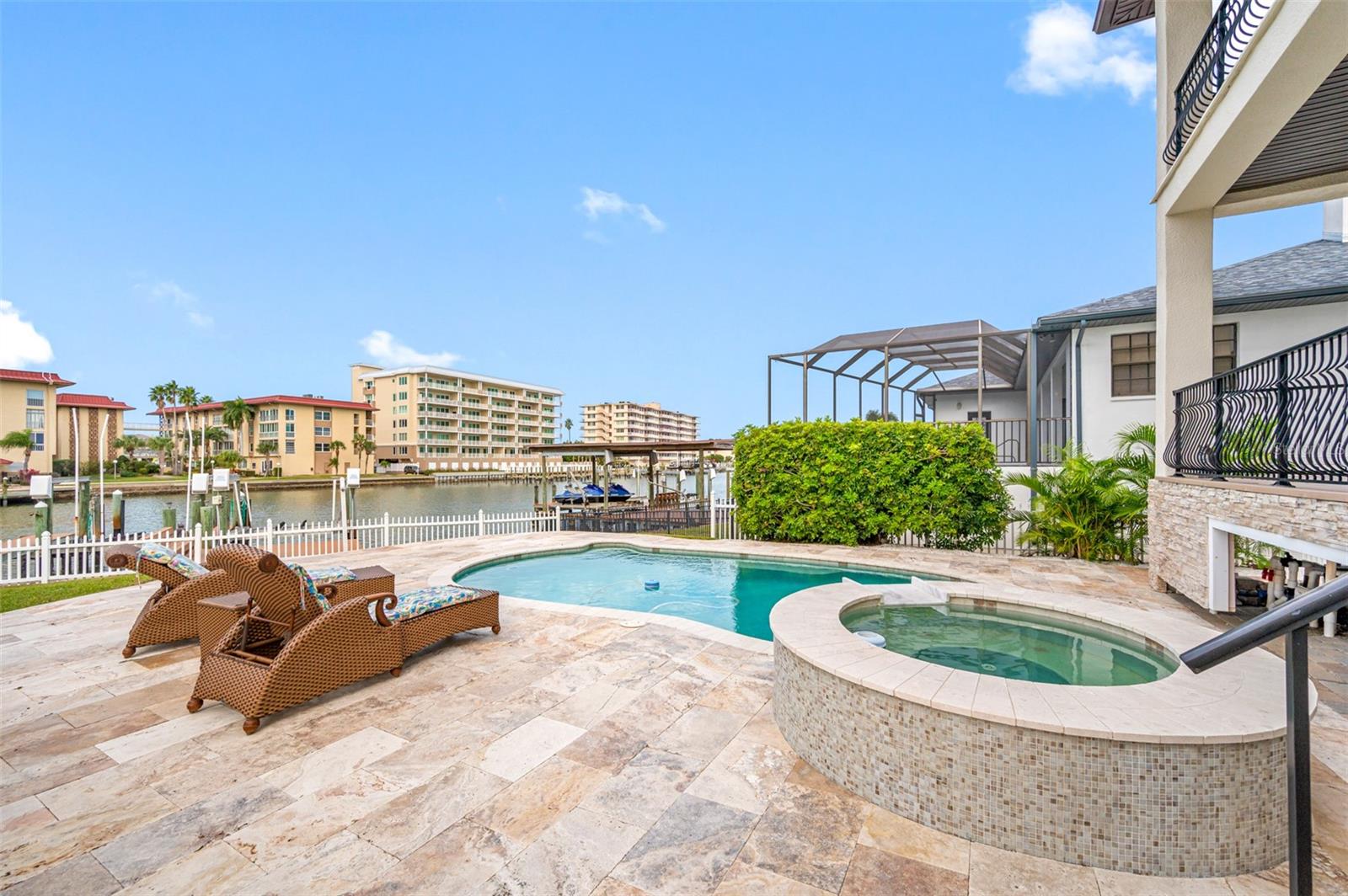 ISLAND ESTATES OF CLEARWATER - Residential