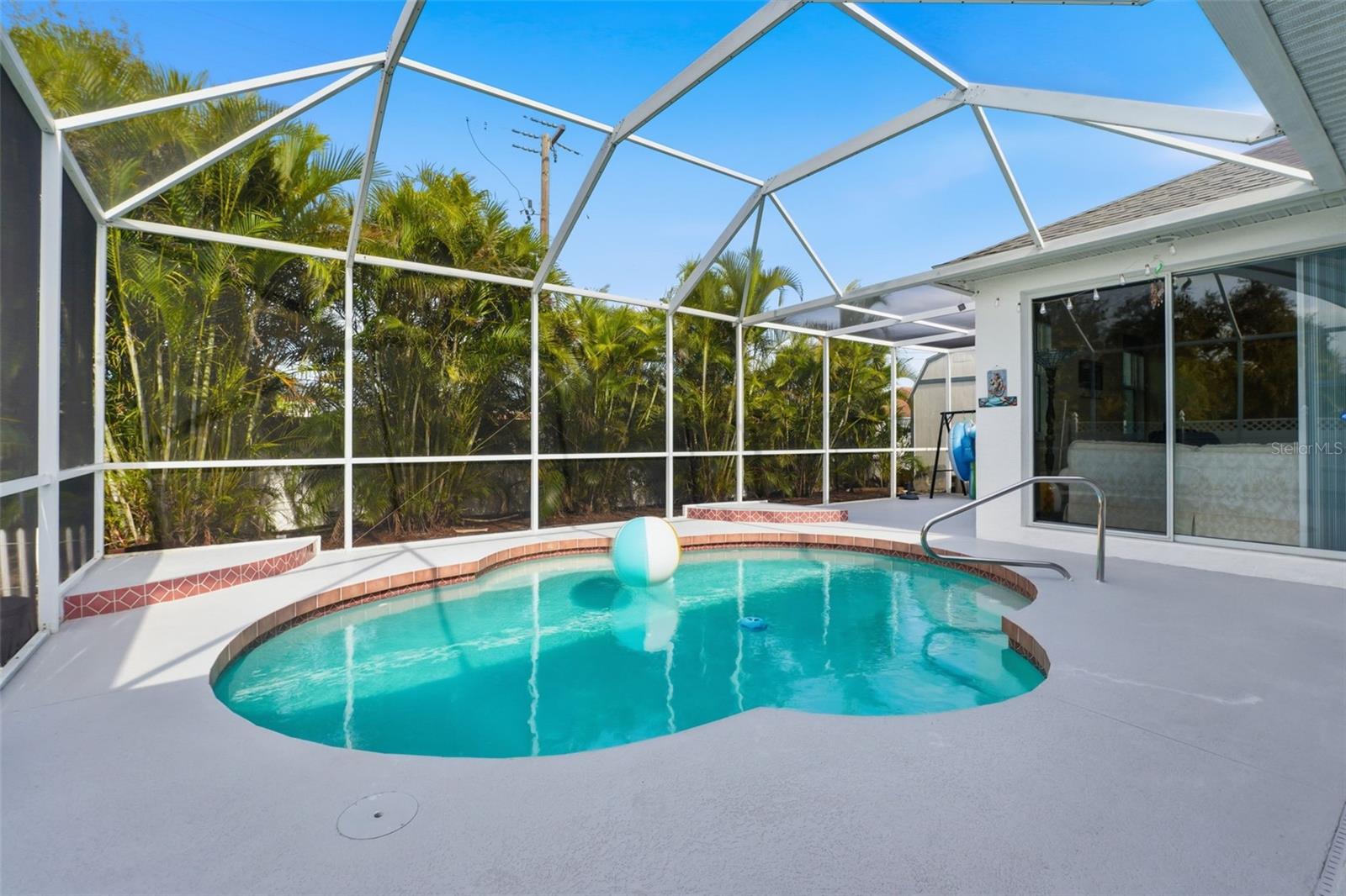 NORTH EDGEWOOD SEC OF VENICE - Residential