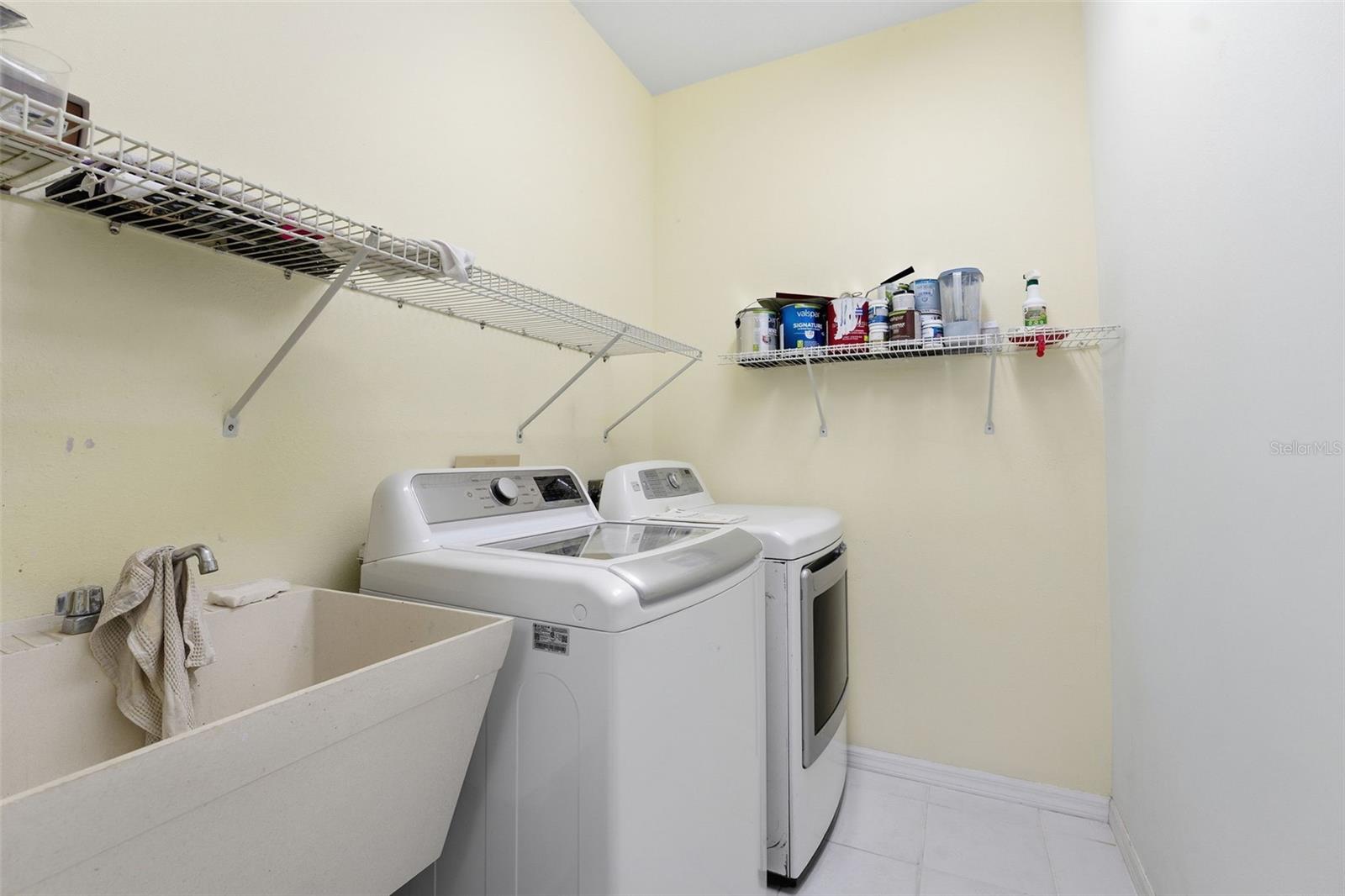 NORTH EDGEWOOD SEC OF VENICE - Residential