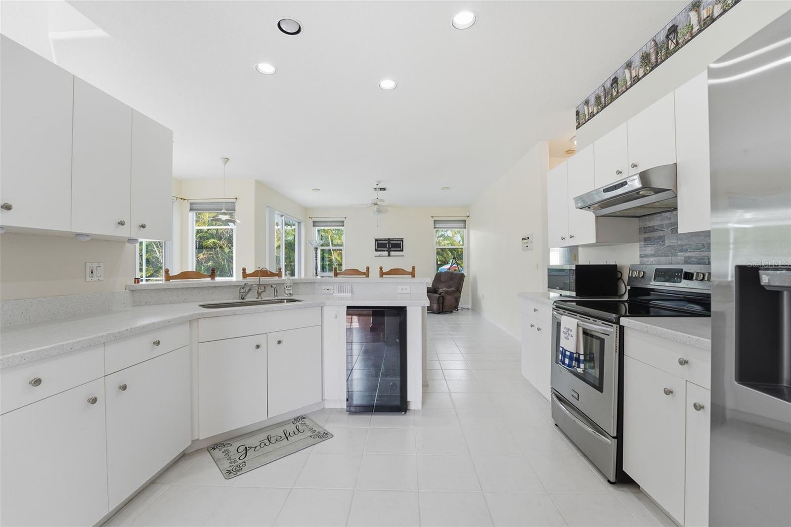 NORTH EDGEWOOD SEC OF VENICE - Residential