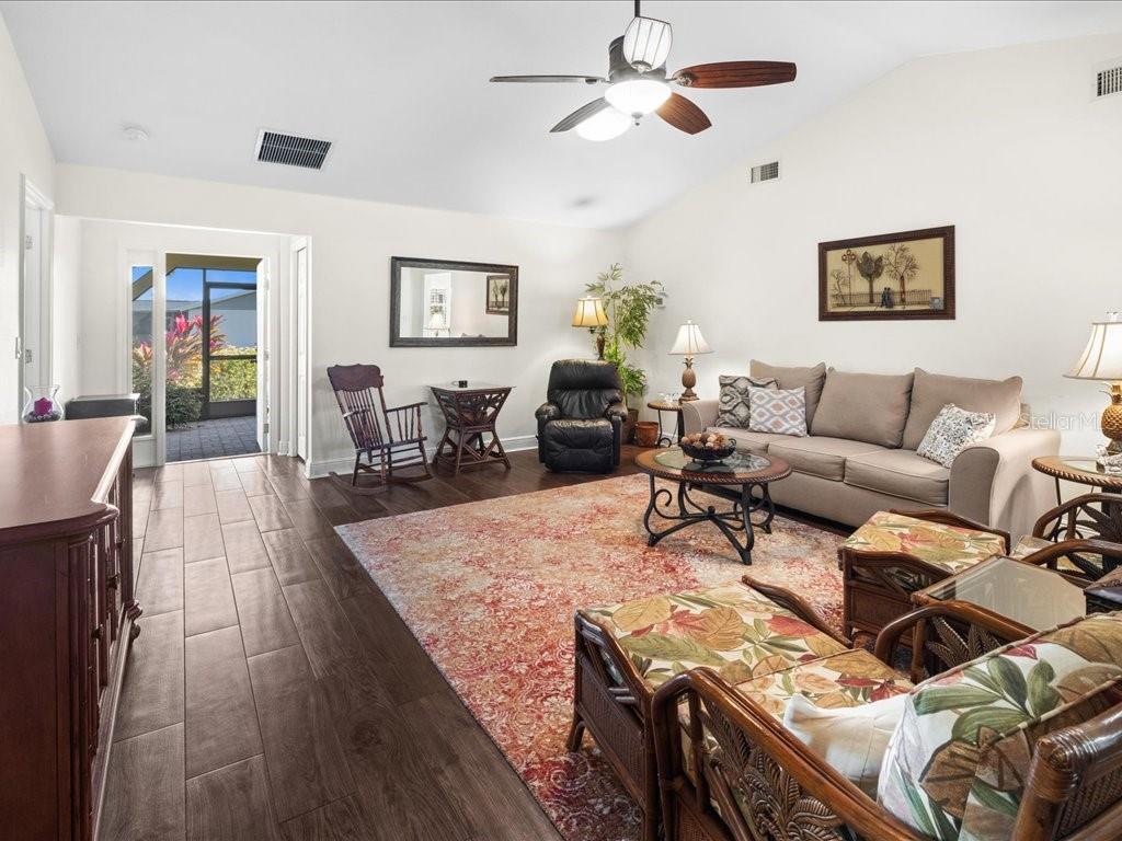 PARK FOREST - Residential