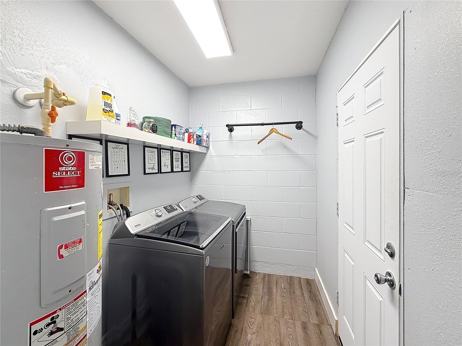 SPRING RIDGE ESTATES - Residential