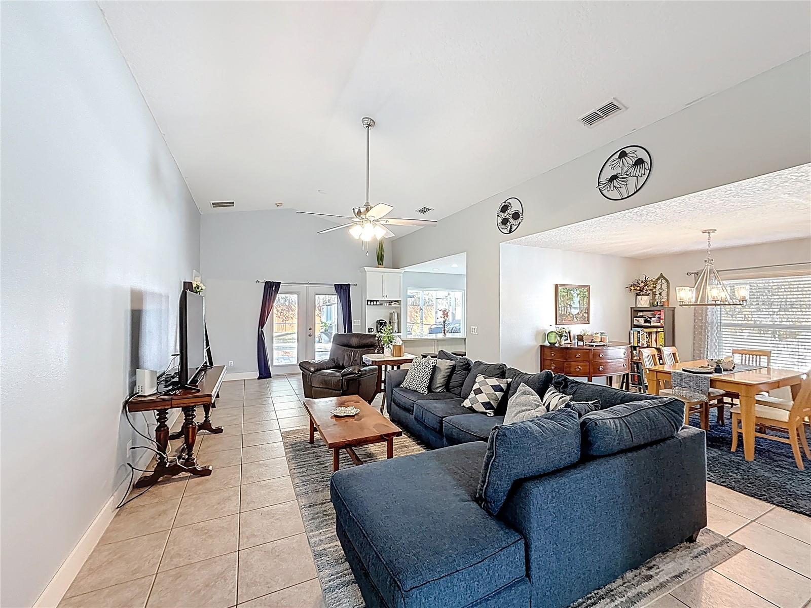 SPRING RIDGE ESTATES - Residential