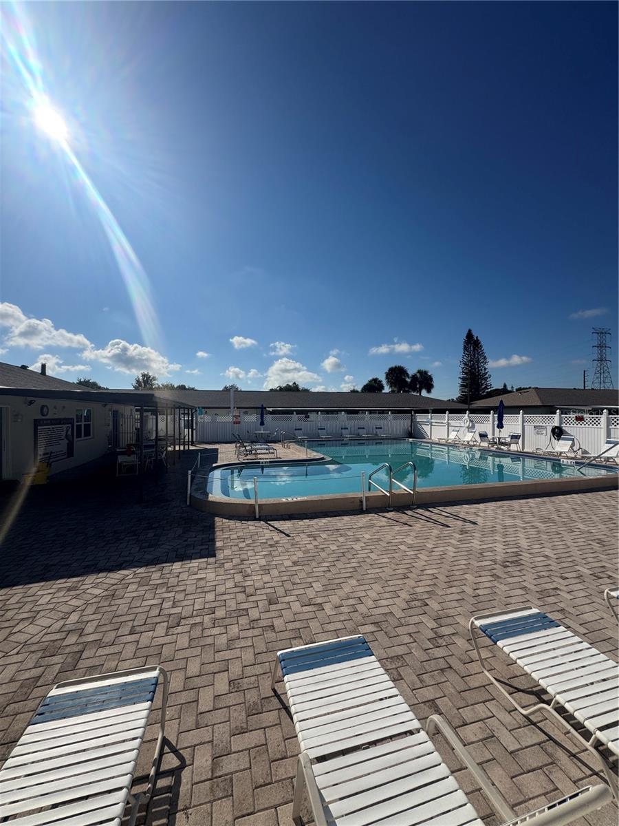 HILL CREST VILLAS - Residential