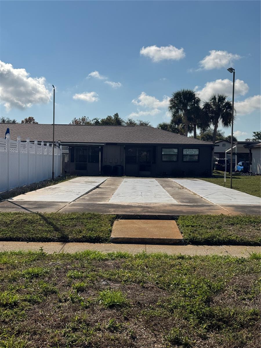 HILL CREST VILLAS - Residential