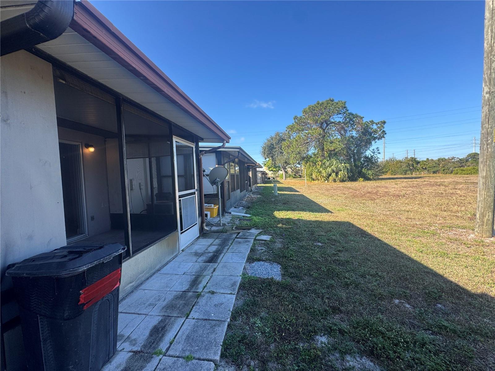 HILL CREST VILLAS - Residential